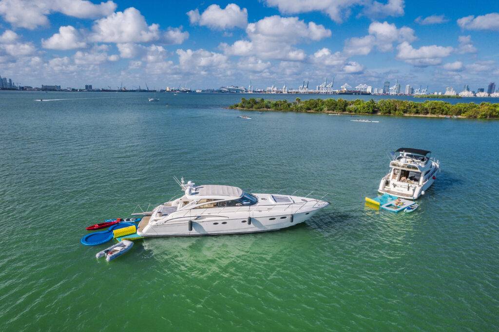 %MAlquiler de yates en Miami%
