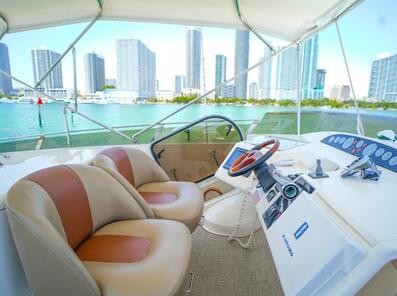 %MAlquiler de yates en Miami%