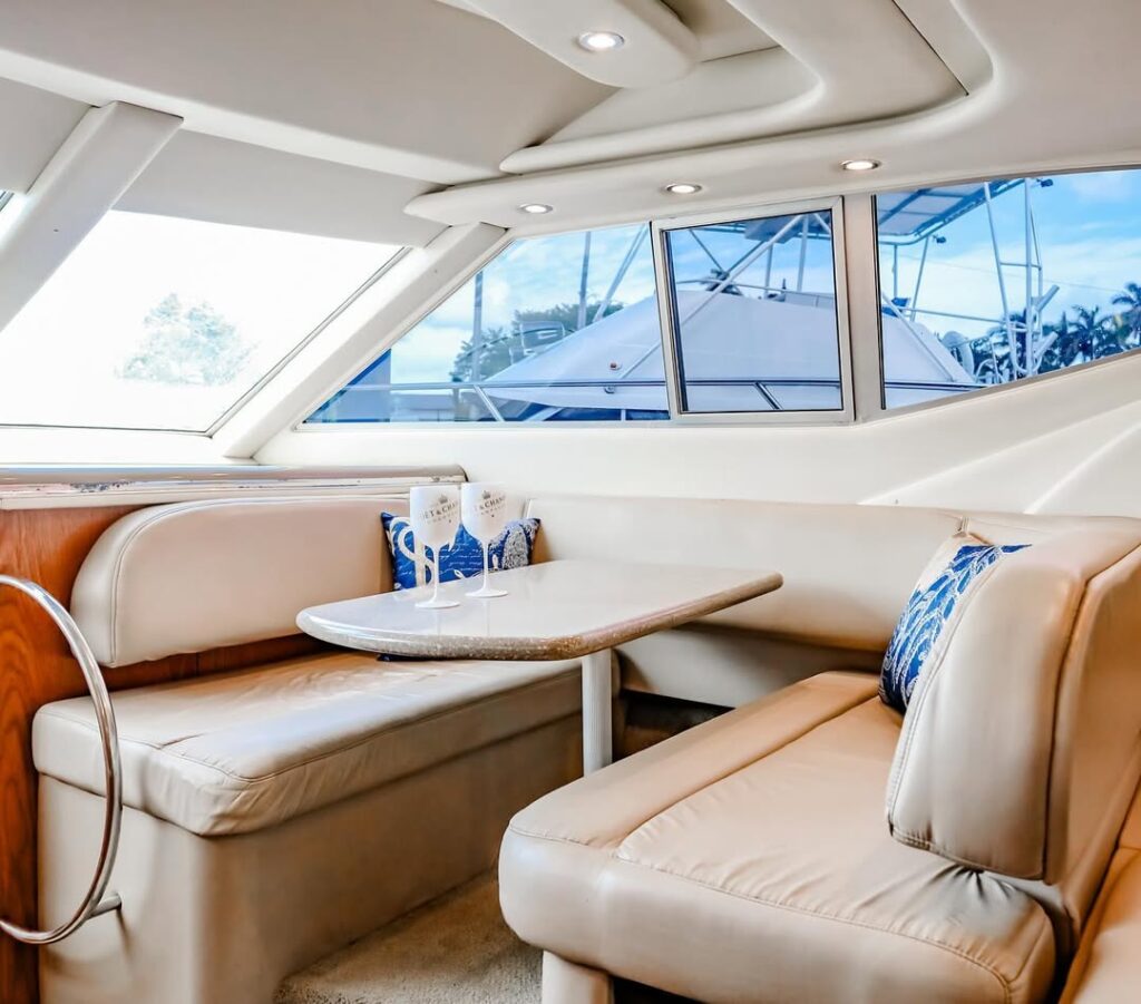 %Miami Yacht Rentals%