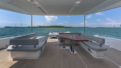 60ft Leopard “Archipelago 2” Alquiler de Yates de Lujo | Miami Beach Marina 🏝️ 3 %MAlquiler de yates en Miami%