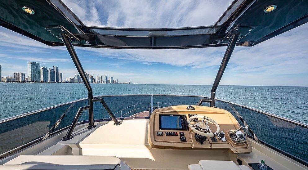 %MAlquiler de yates en Miami%