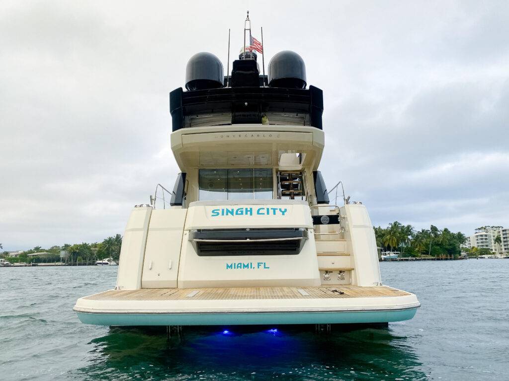 62ft Beneteau “Singh City” Alquiler de Yates de Lujo | Shuckers Miami ⚓ 10 %MAlquiler de yates en Miami%