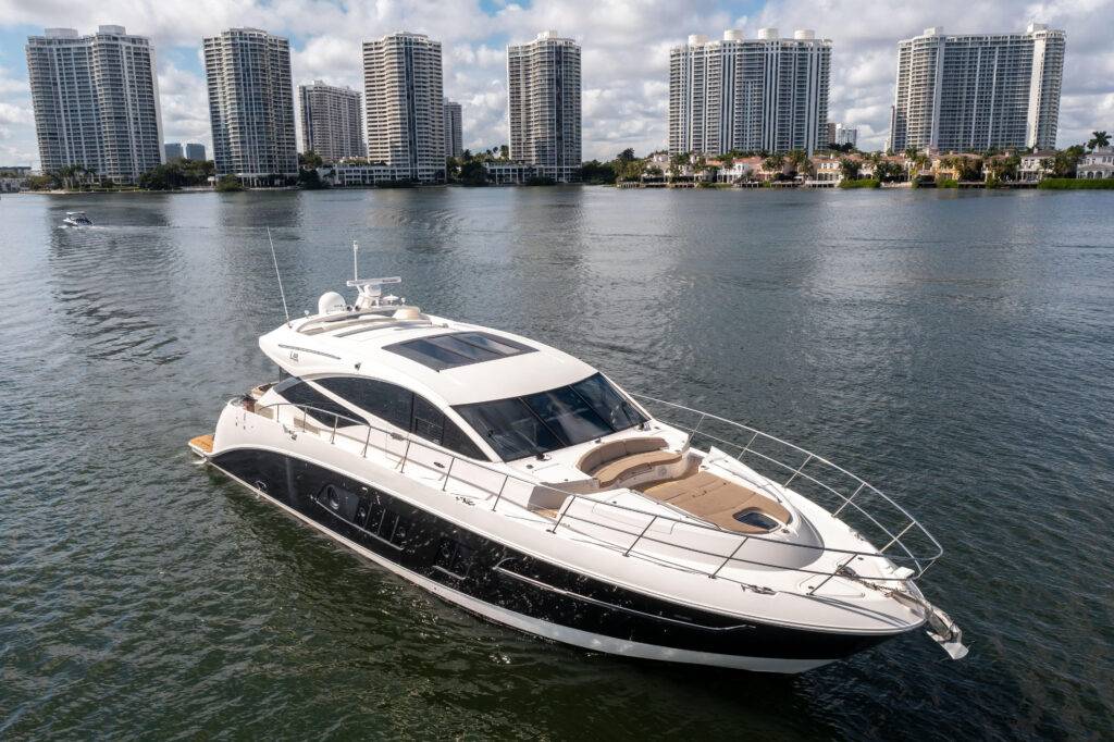 %MAlquiler de yates en Miami%