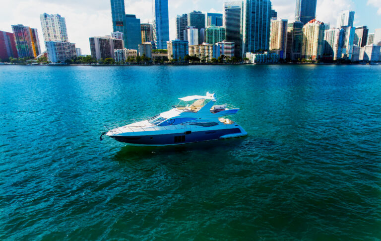 %MAlquiler de yates en Miami%