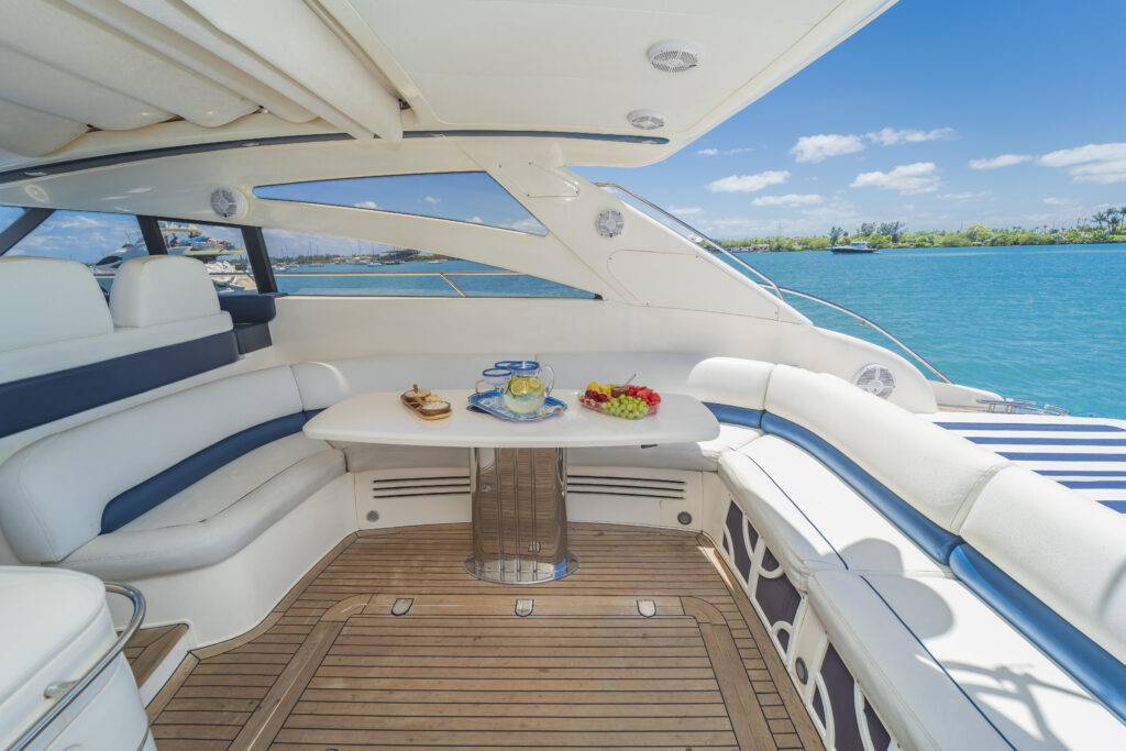 %MAlquiler de yates en Miami%