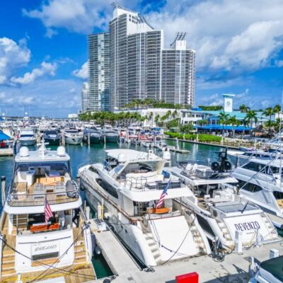 %MAlquiler de yates en Miami%