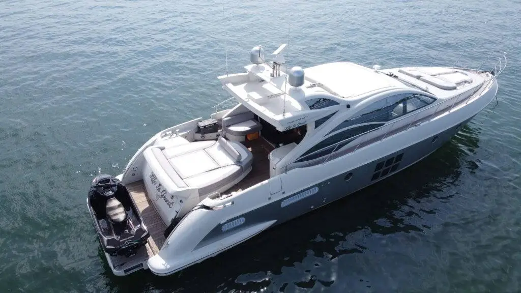 72ft Azimut “Modern Day Drifter” Alquiler de Yates de Lujo | North Miami 🌴 4 %MAlquiler de yates en Miami%