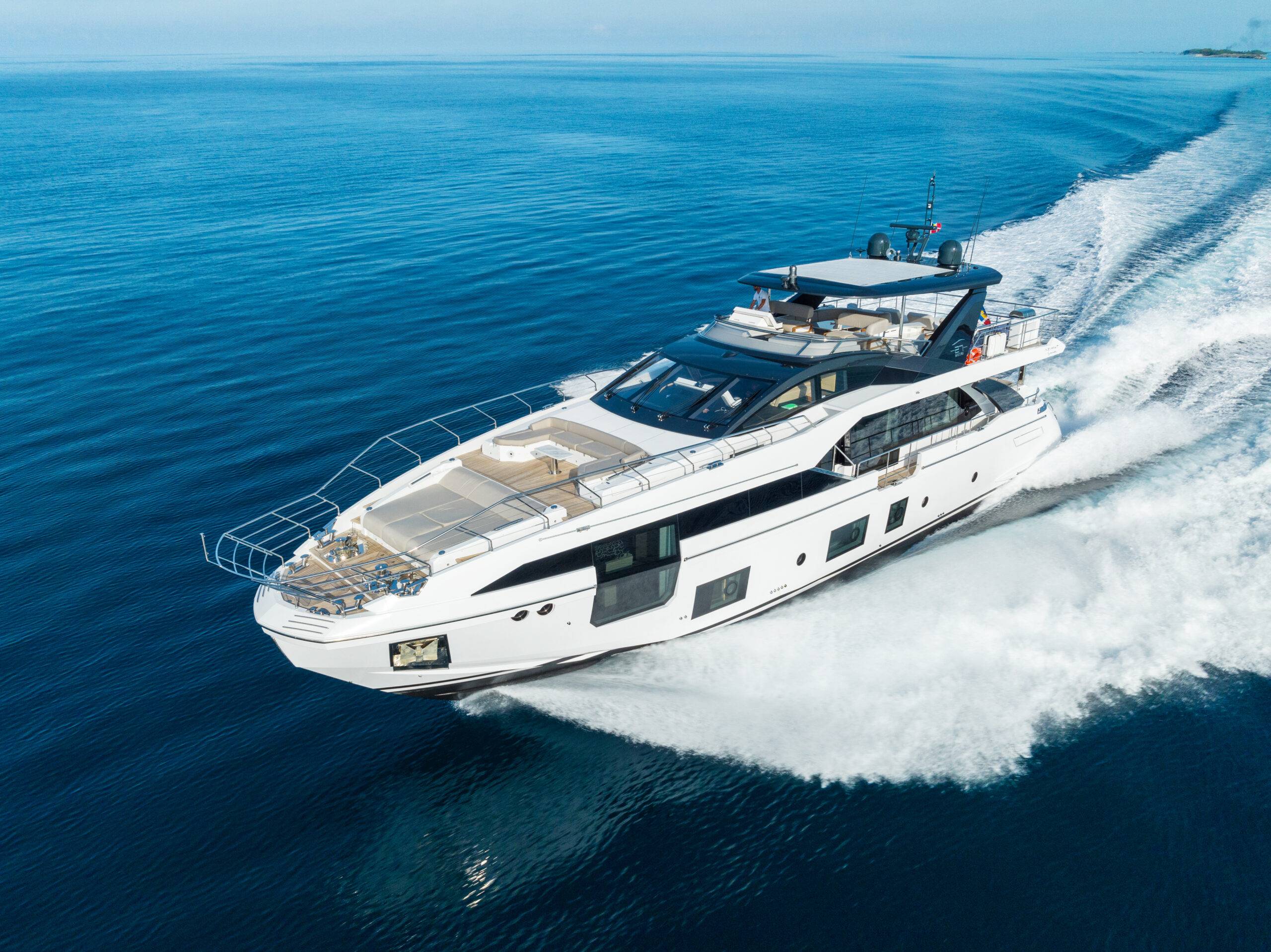 Alquiler de yates Azimut de 72 pies en Miami: Experiencia de lujo en el agua 1 %MAlquiler de yates en Miami%