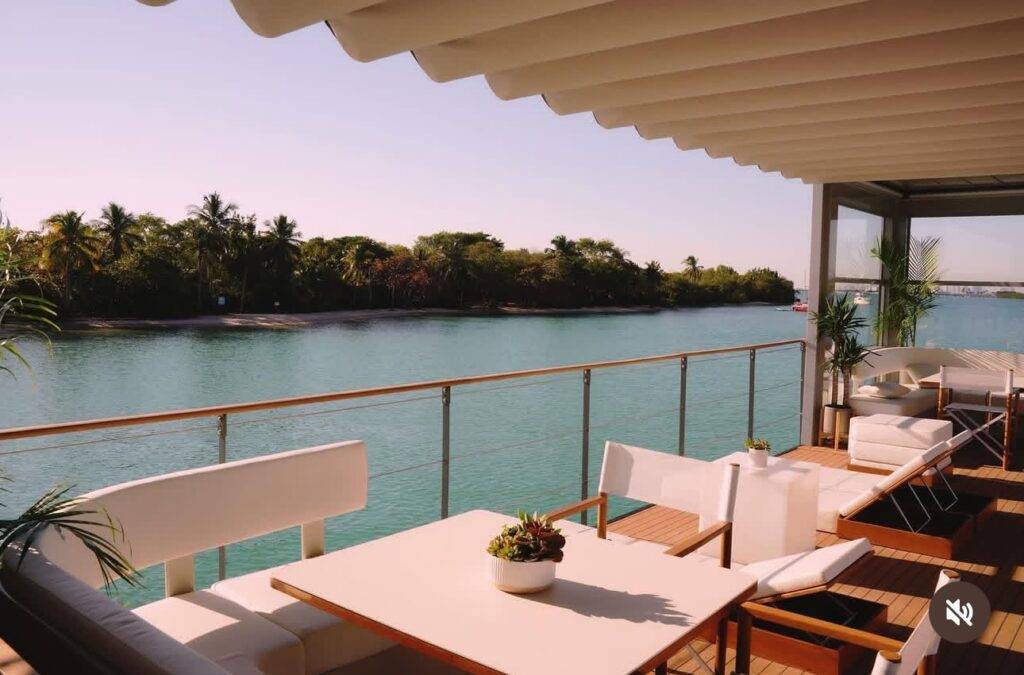 Casa flotante 70' Charter 💒 (Islad Creek, Miami Beach) 3 %MAlquiler de yates en Miami%