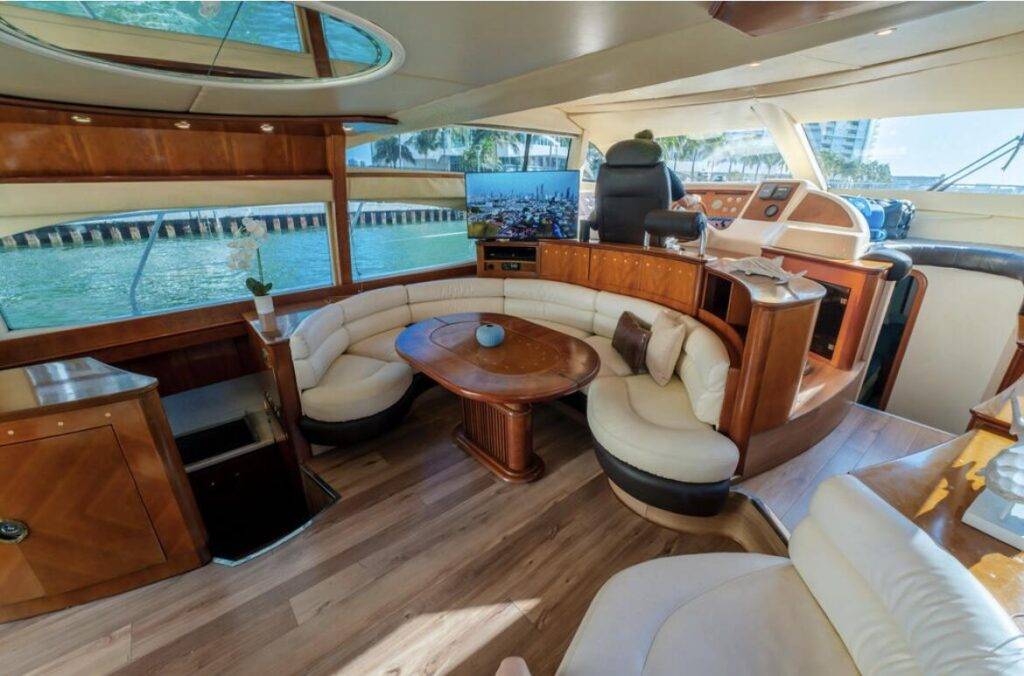 %MAlquiler de yates en Miami%