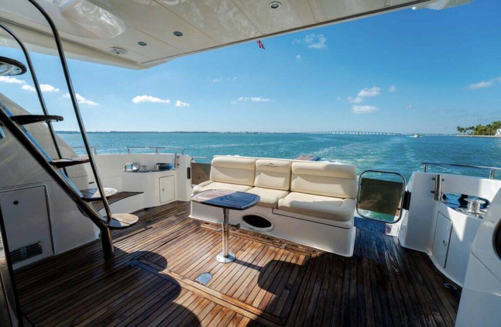 %MAlquiler de yates en Miami%