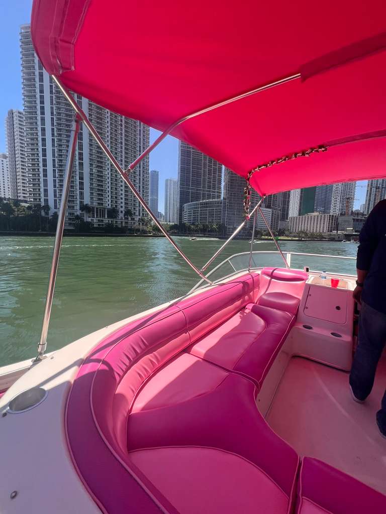 %MAlquiler de yates en Miami%