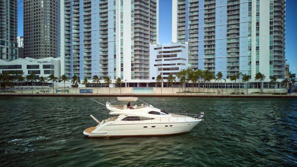 %Miami Yacht Rentals%