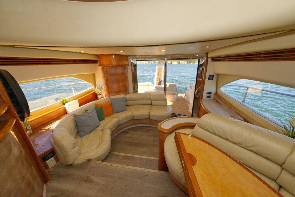 %Miami Yacht Rentals%