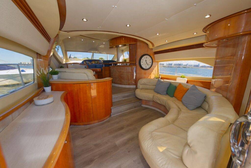 %Miami Yacht Rentals%