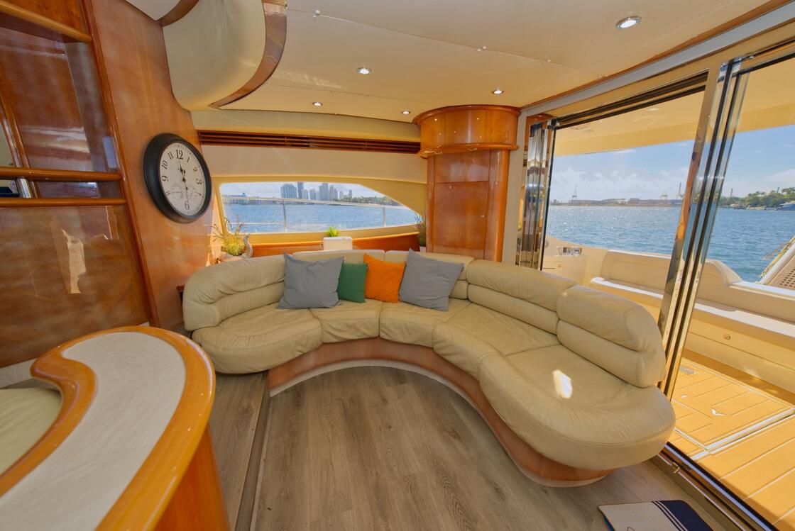 60ft Aicon "ANTARES" - Alquiler de Yates de Lujo | 1800-1808 NW 24th Ave Miami 41 %MAlquiler de yates en Miami%