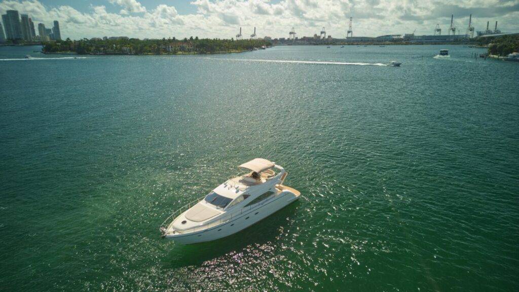 %Miami Yacht Rentals%