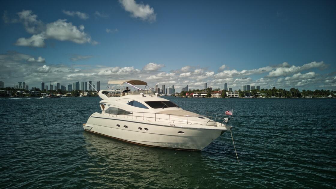 60ft Aicon "ANTARES" - Alquiler de Yates de Lujo | 1800-1808 NW 24th Ave Miami 17 %MAlquiler de yates en Miami%