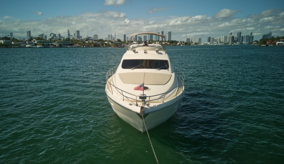 60ft Aicon "ANTARES" - Alquiler de Yates de Lujo | 1800-1808 NW 24th Ave Miami 18 %MAlquiler de yates en Miami%