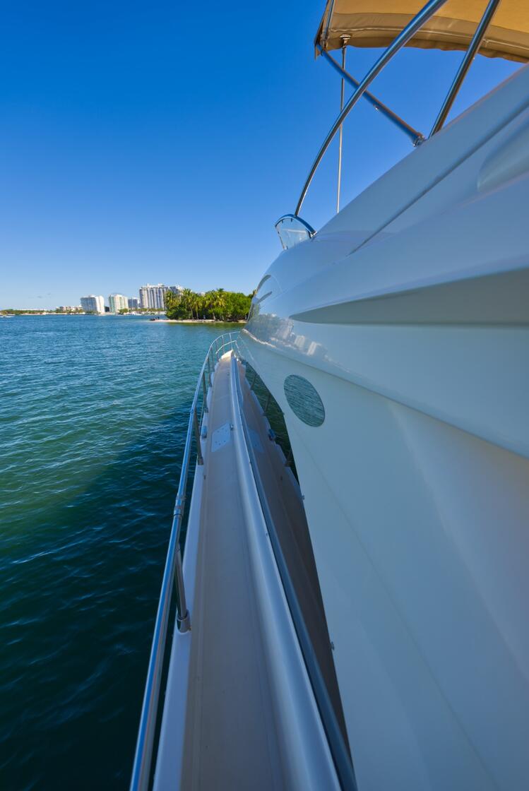 60ft Aicon "ANTARES" - Alquiler de Yates de Lujo | 1800-1808 NW 24th Ave Miami 49 %MAlquiler de yates en Miami%