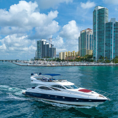 %MAlquiler de yates en Miami%