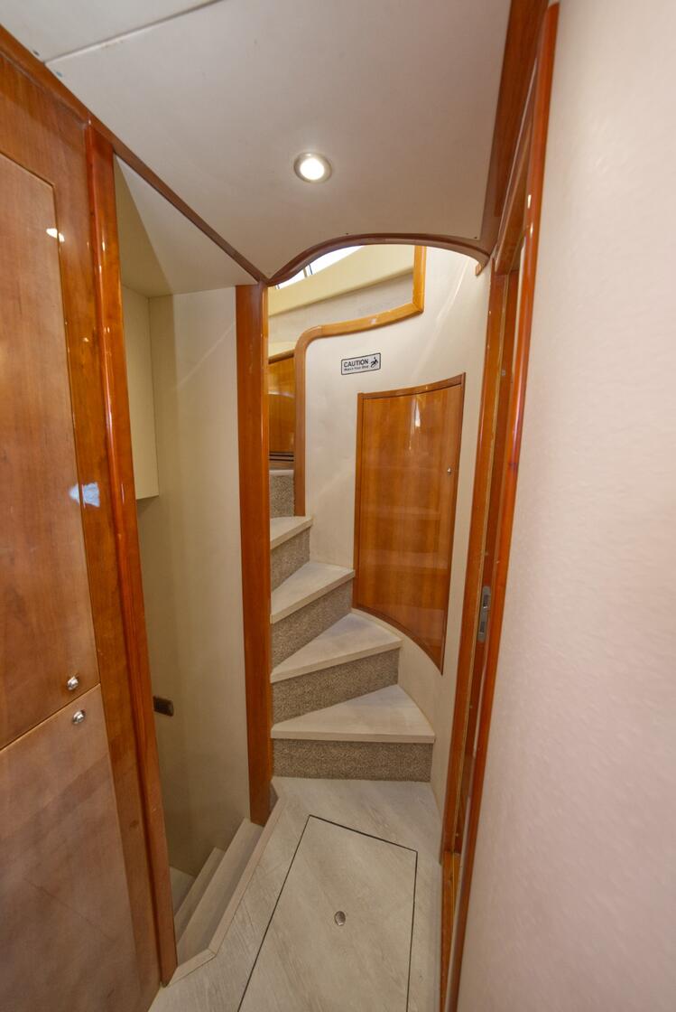 60ft Aicon "ANTARES" - Alquiler de Yates de Lujo | 1800-1808 NW 24th Ave Miami 8 %MAlquiler de yates en Miami%