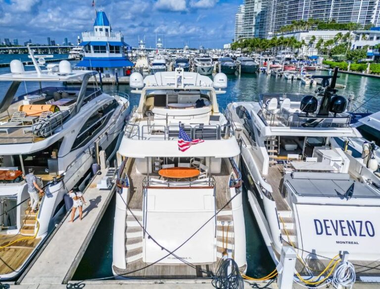 %MAlquiler de yates en Miami%