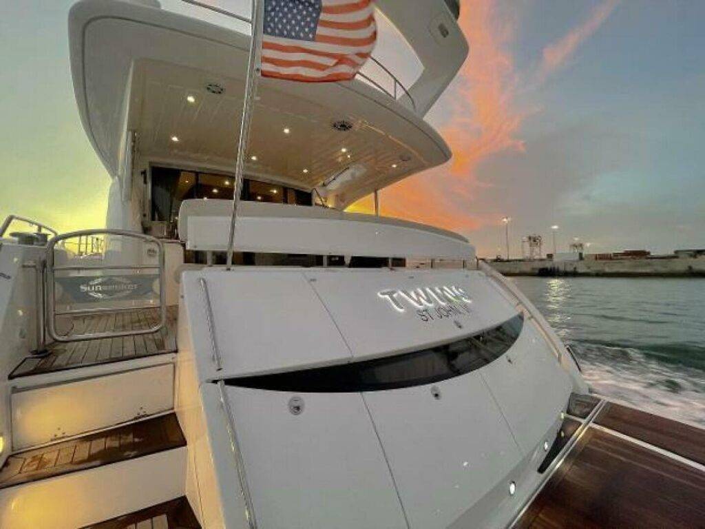 %Miami Yacht Rentals%