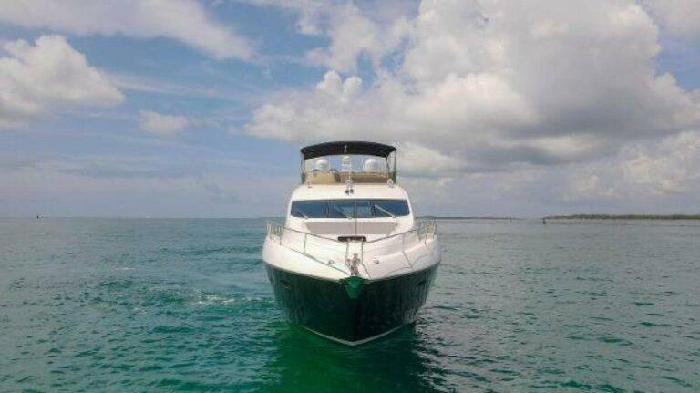 %MAlquiler de yates en Miami%