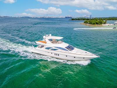 %MAlquiler de yates en Miami%