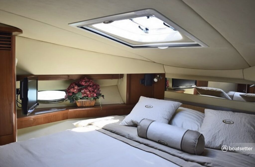 50ft Sea Ray Yacht Charter Miami | Classic 50ft Cruiser 🛥️ 2 %MAlquiler de yates en Miami%