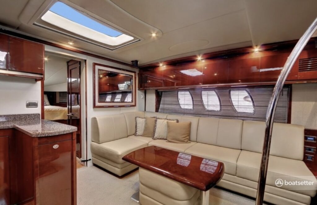 50ft Sea Ray Yacht Charter Miami | Classic 50ft Cruiser 🛥️ 7 %MAlquiler de yates en Miami%