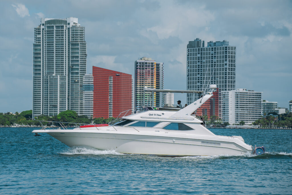 %MAlquiler de yates en Miami%