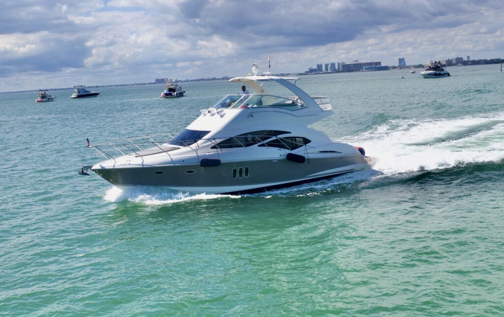 48ft Princess Mega Yacht Charter | Miami Beach Marina Luxury 🏝️ 6 %MAlquiler de yates en Miami%