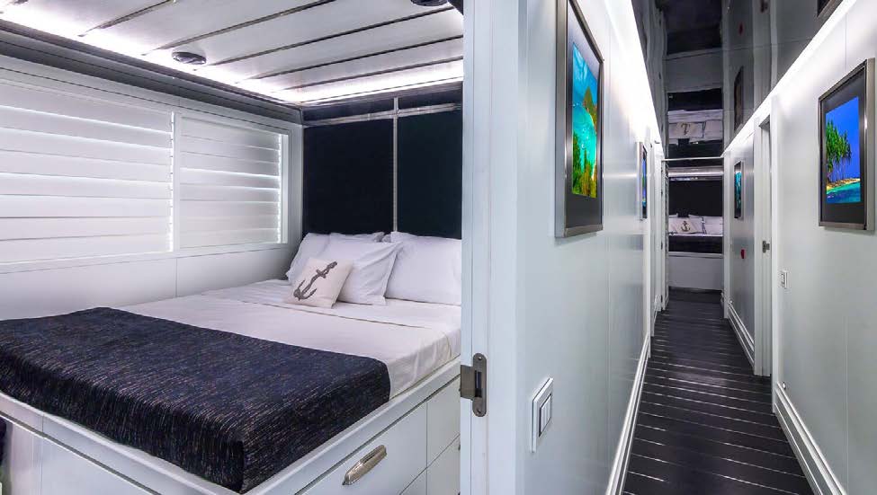 103ft Pure Energy – Luxury Yacht Charter | MiamiBeach 36 %Miami Yacht Rentals%