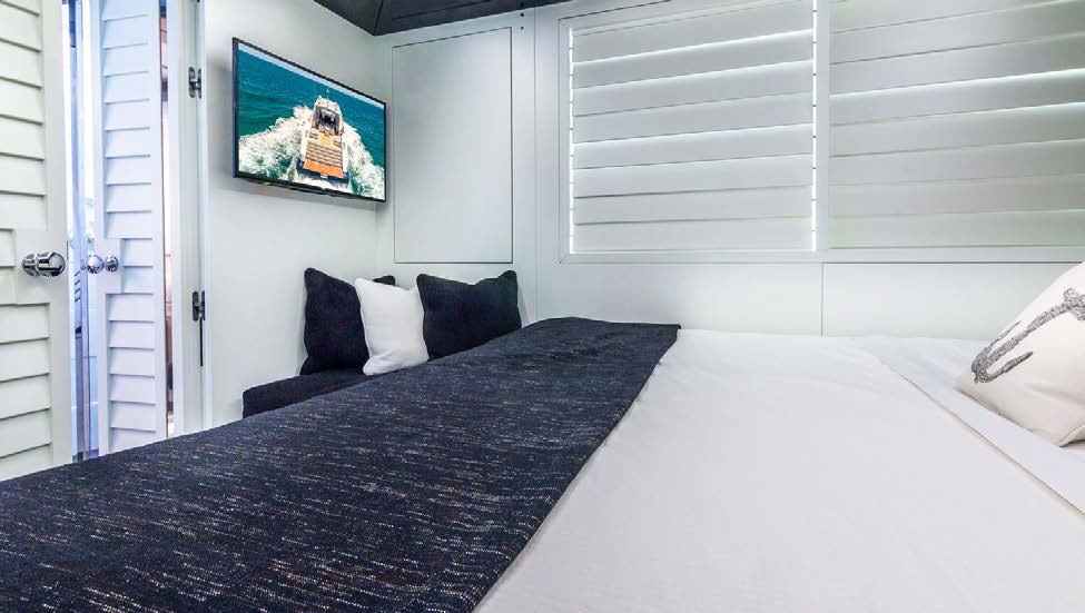 103ft Pure Energy – Luxury Yacht Charter | MiamiBeach 25 %Miami Yacht Rentals%