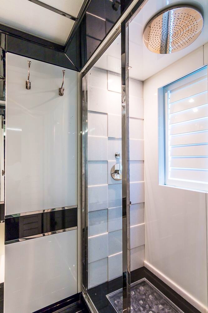 103ft Pure Energy – Luxury Yacht Charter | MiamiBeach 29 %Miami Yacht Rentals%