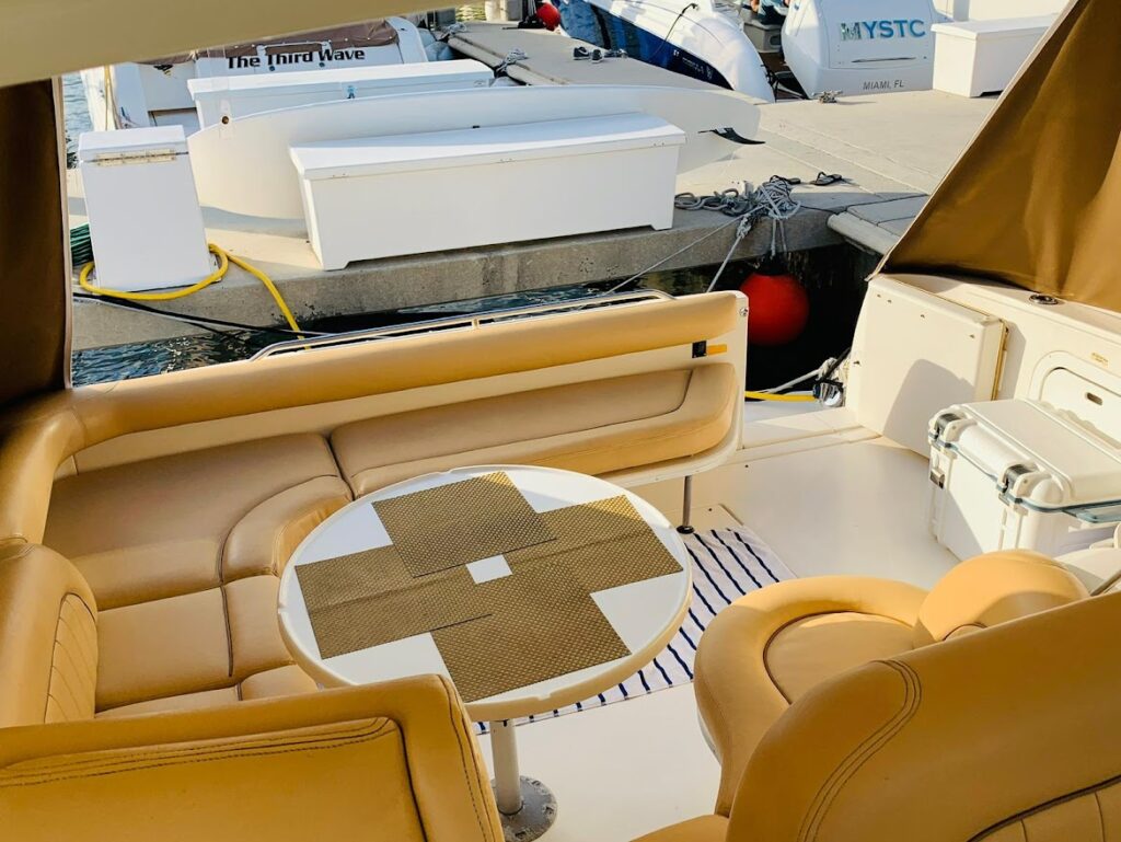 48ft Sea Ray “Poseidon” Yacht Charter | Miami Beach Marina Pier K ⚓ 1 %MAlquiler de yates en Miami%