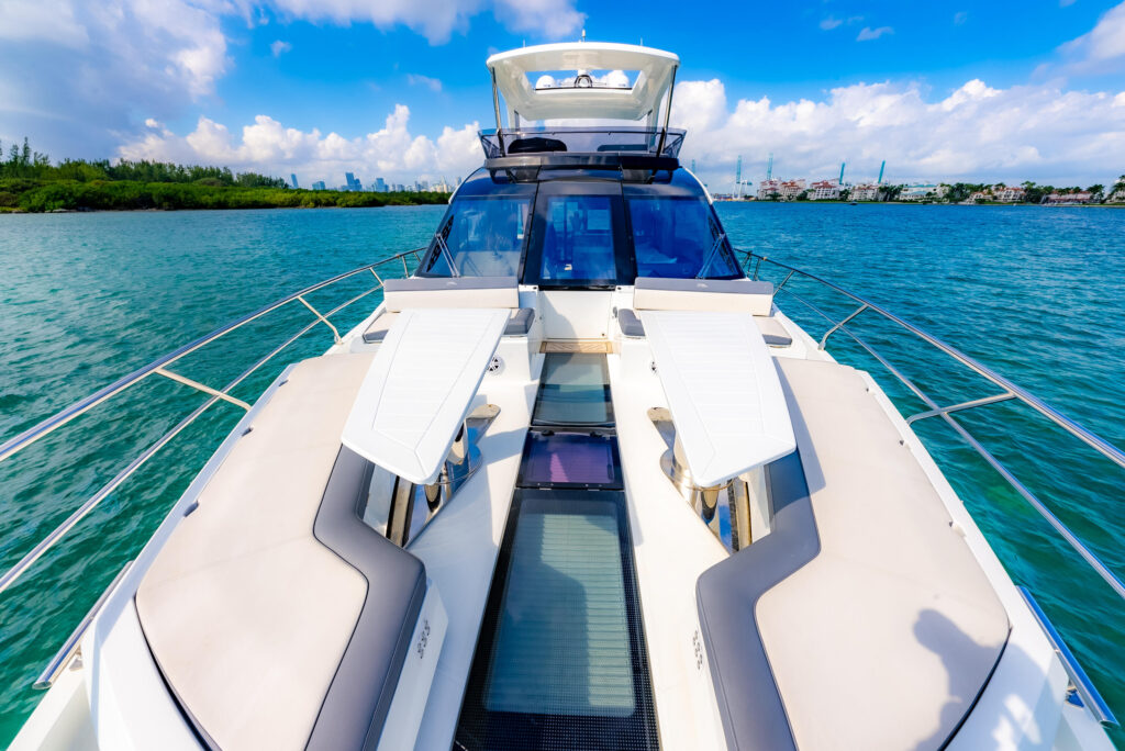 70ft Galeon Alquiler de Yates de Lujo | Bayside Marina Miami Beach 🛥️ 2 %MAlquiler de yates en Miami%