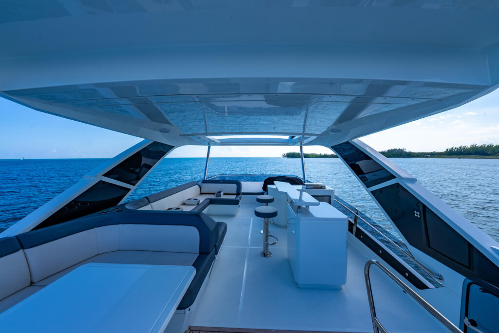 70ft Galeon Alquiler de Yates de Lujo | Bayside Marina Miami Beach 🛥️ 5 %MAlquiler de yates en Miami%