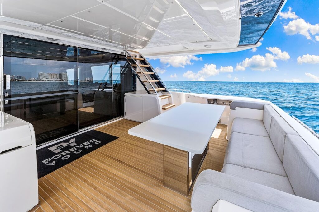 78ft Ferretti Mega Yacht Charter 27 %Miami Yacht Rentals%