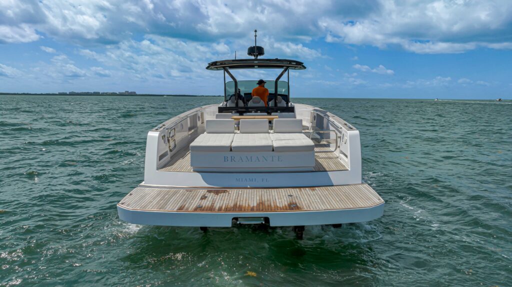 43ft Pardo “Bramante” Mega Yacht Charter | South Miami Luxury 🛥️ 2 %MAlquiler de yates en Miami%