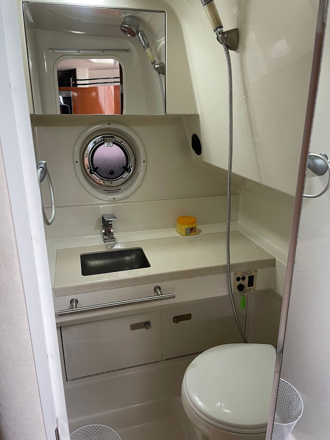 34ft Sea Ray Yacht Charter 24 %MAlquiler de yates en Miami%