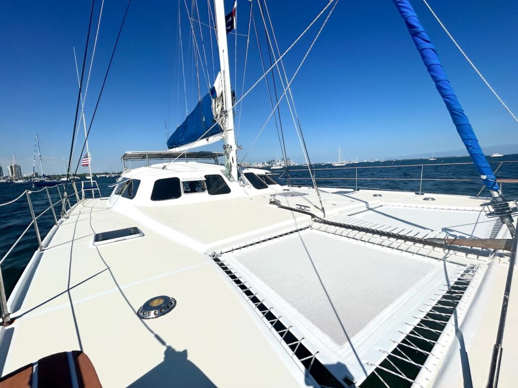 48ft Catamaran “Bubble 2” Yacht Charter Miami | Group Sandbar Cruise 🌊 5 %MAlquiler de yates en Miami%