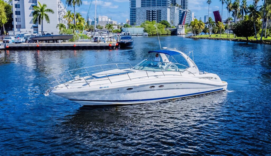 %MAlquiler de yates en Miami%