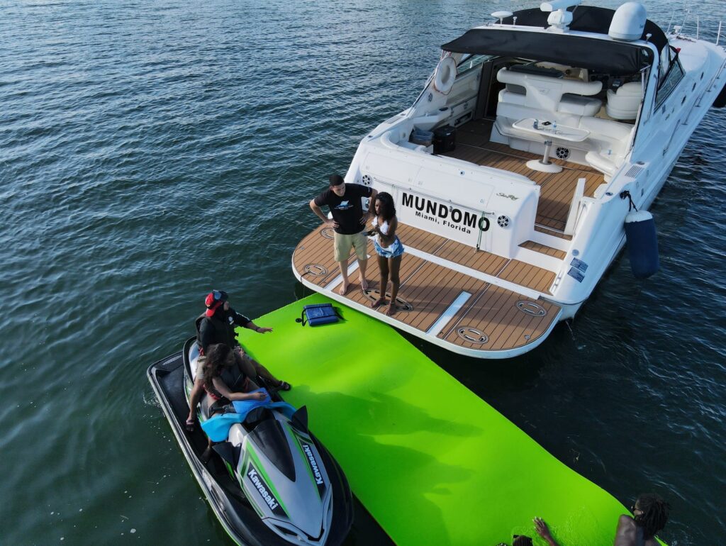 %MAlquiler de yates en Miami%