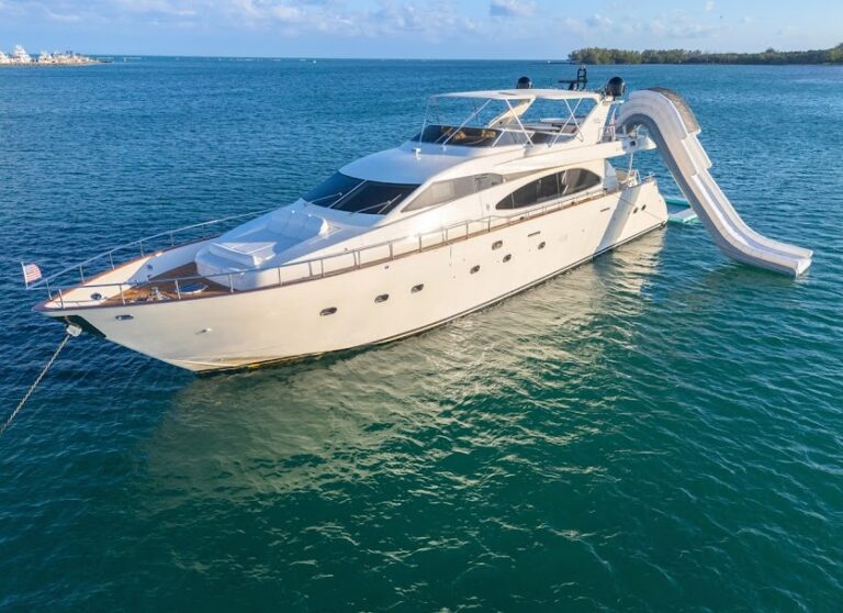 %Miami Yacht Rentals%