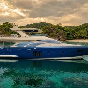 78ft Azimut Yacht Rental Panama 💎 | Luxury Escape at Sea