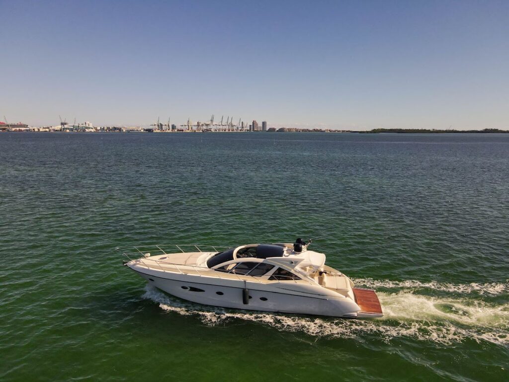 %MAlquiler de yates en Miami%