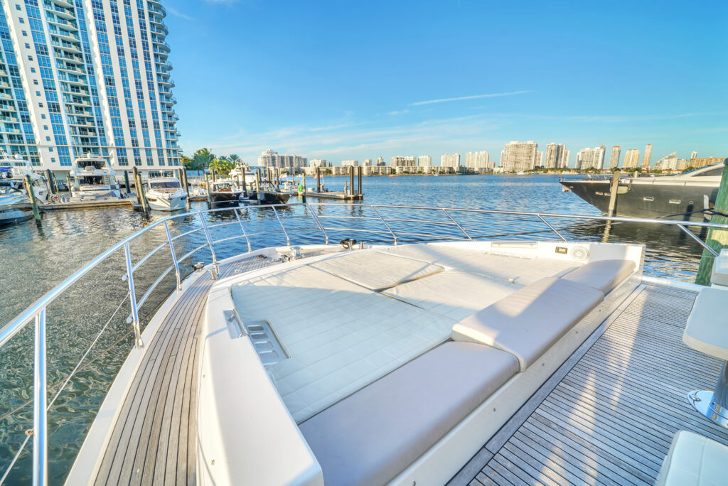 %MAlquiler de yates en Miami%